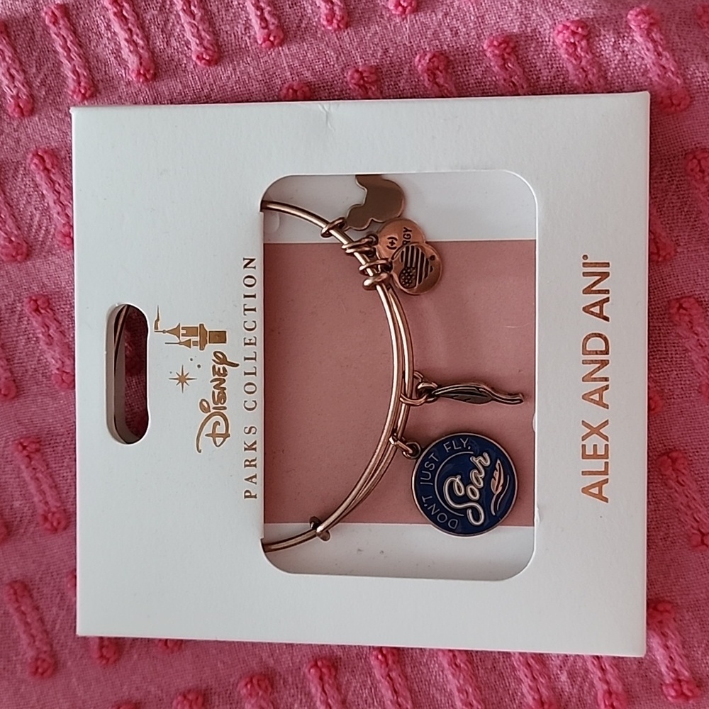 Disney Parks Exclusive  Alex And Ani Dumbo bracelet